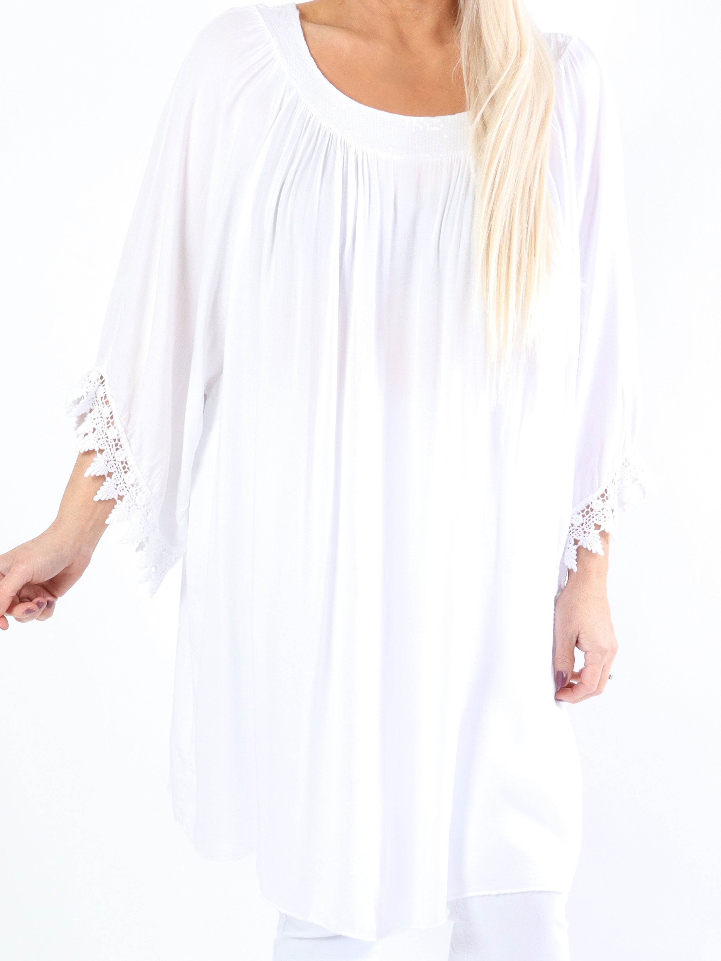 Dolores - Plus size tunikakjole med pailletter og broderinger